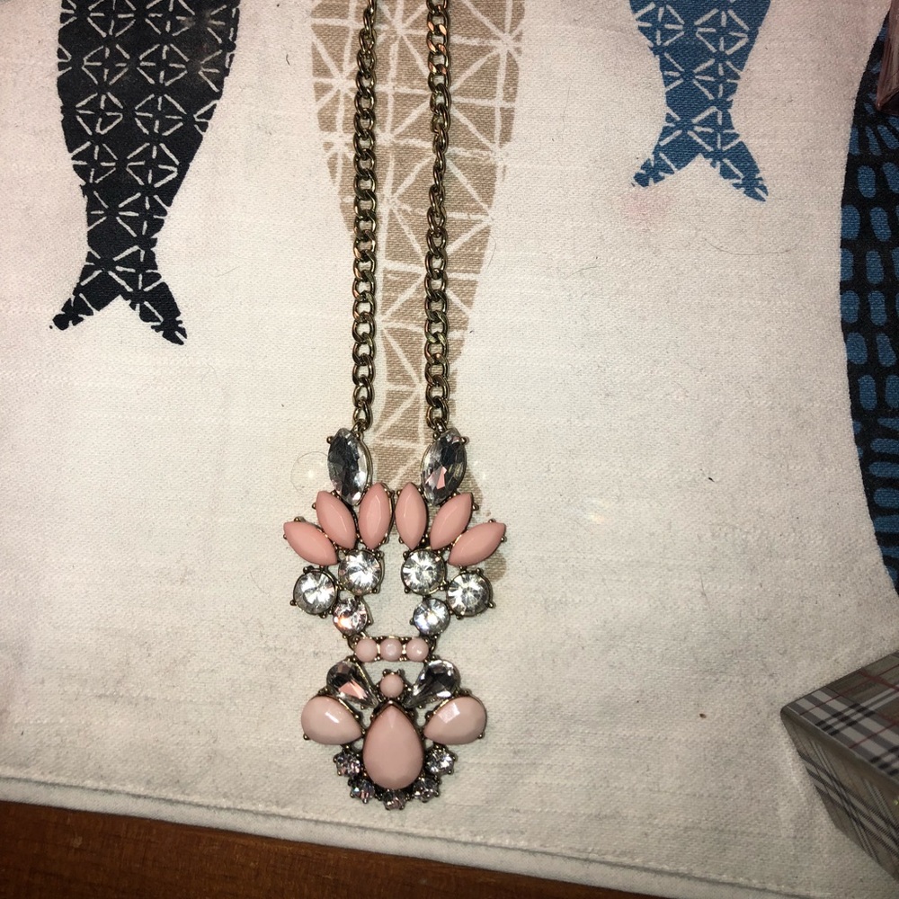 Statement necklace